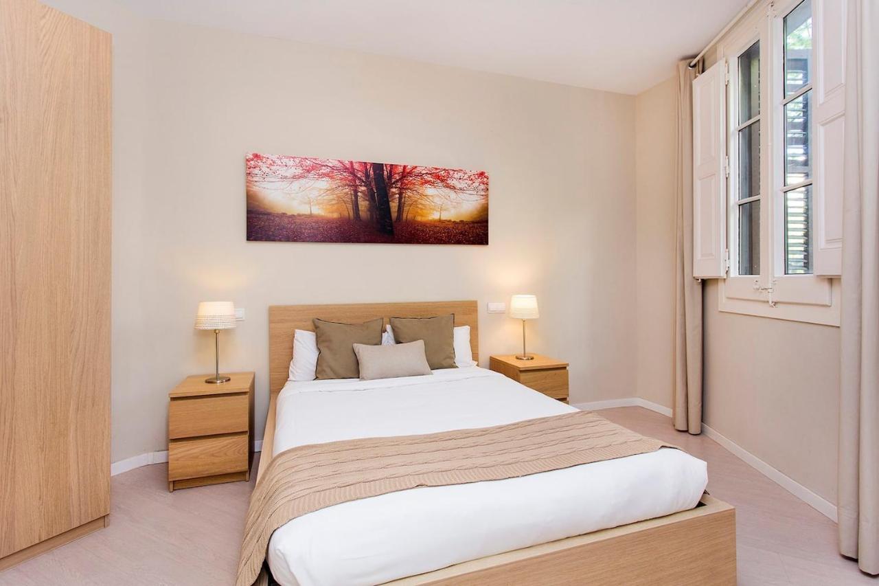 Stay U-Nique Apartments Floridablanca II Barcellona Esterno foto