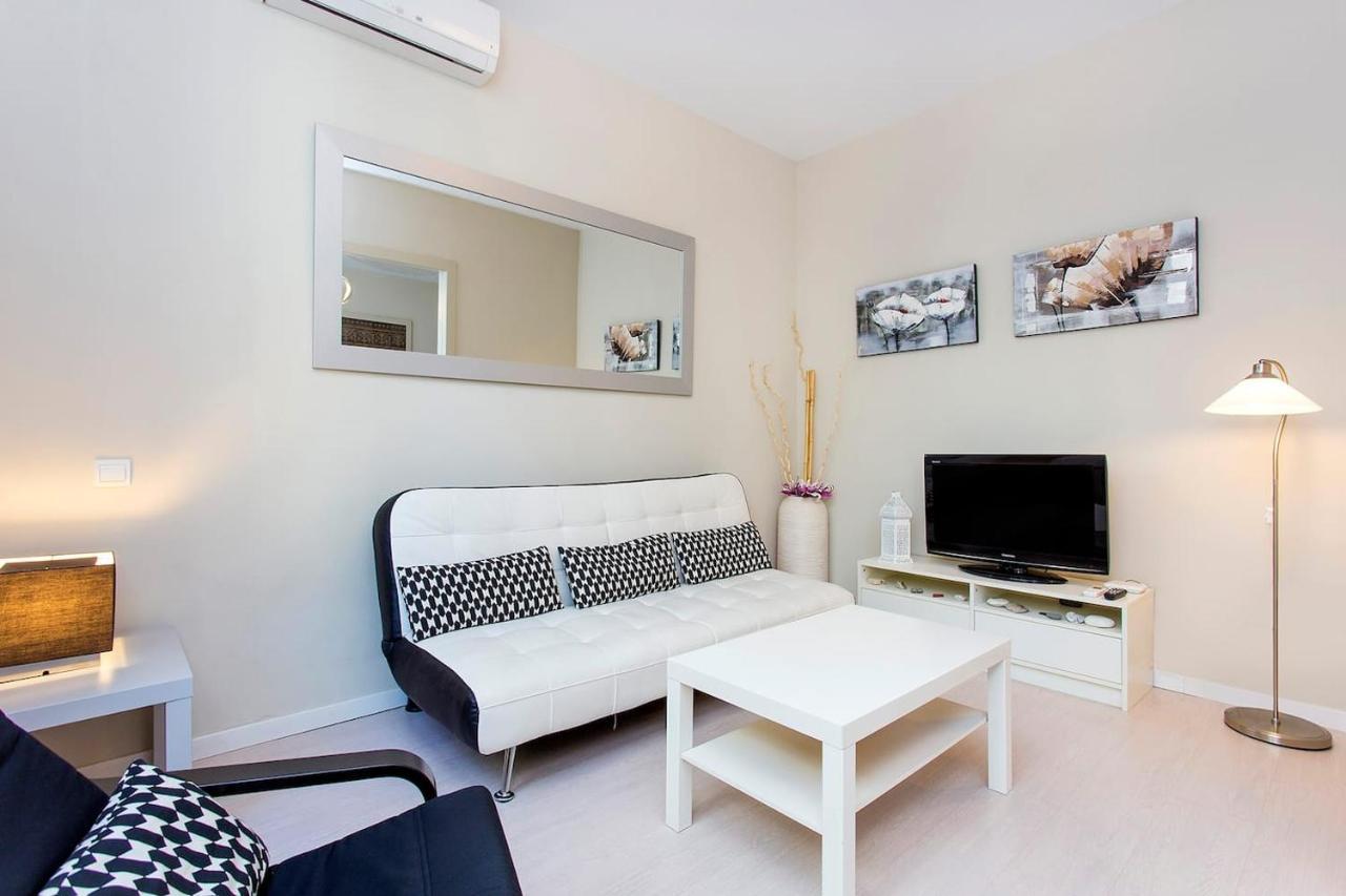 Stay U-Nique Apartments Floridablanca II Barcellona Esterno foto