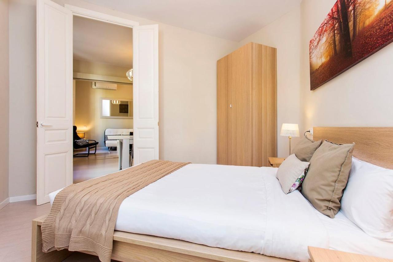 Stay U-Nique Apartments Floridablanca II Barcellona Esterno foto