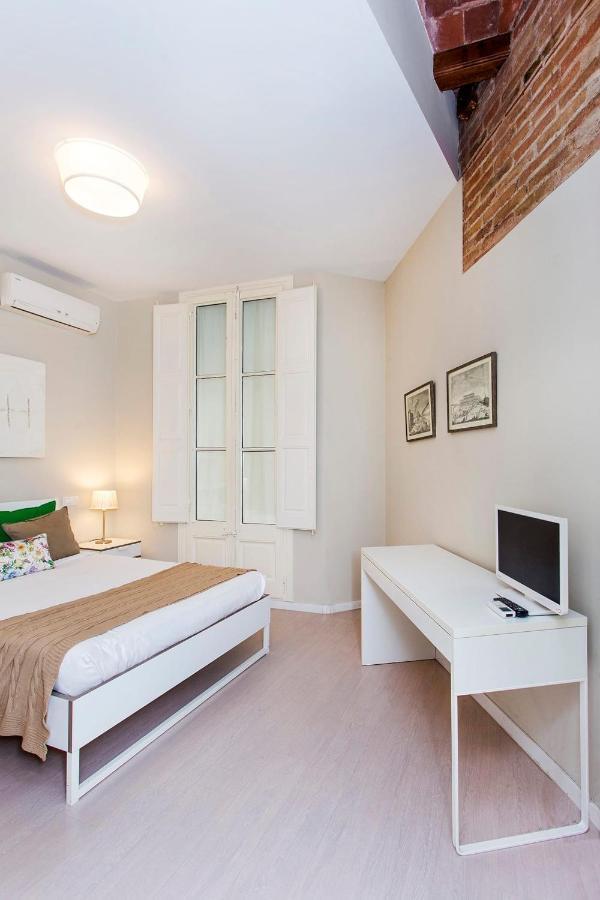 Stay U-Nique Apartments Floridablanca II Barcellona Esterno foto